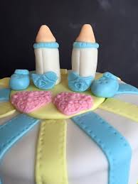 Cómo te enseñamos en la página principal de nuestro sitio, los precios van acorde a la cantidad de personas y tipo de masa, también en ingredientes extras que se consideran especial como la nuez o la frambuesa. Santo Sabor Baby Shower Mellizos Torta Relleno Crema Facebook