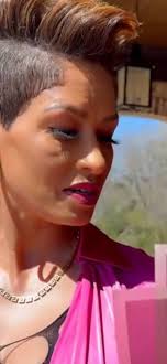 Warning to stay away from rooster's head house