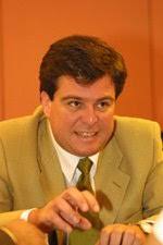 Diario Virtual Luiseeses Experto en estadisticas deportivas en general al  mundo: Se confirma renuncia de seremi de Educación de La Araucanía, Eduardo  Abdala