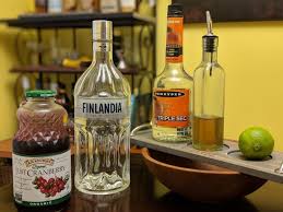 Maybe you would like to learn more about one of these? Cosmopolitan Coctel Receta E Historia Tremendo Trago