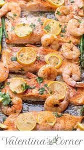 This Salmon In Roasted Pepper Sauce Makes An Absolutely Scrumptious Meal Worthy Of A Special Occasion Salmonrecipe In 2021 Recipes Easy Baked Shrimp Seafood Recipes