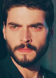 Pin By Soulaf Jam On ممثلين اتراك Photography Poses For Men Turkish Men Turkish Actors