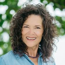 Venus orbits the Sun 13 times for every 8 Earth orbits. If you track the  relative positions of Earth and Venus over an 8 year period, this is the  resulting pattern. More