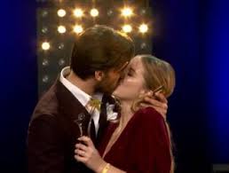 Seizoen 10 fc de kampioenen afleveringen. Bab Buelens Wordt De Nieuwe Love Intrest Van Niels Destadsbader In De Kampioenenfilm Onze Kennismaking Voelde Een Beetje Als Temptation Island Showbizz Hln Be