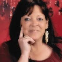 Lisa Reel's Instagram, Twitter & Facebook