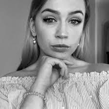 Ginny Herring's Instagram, Twitter & Facebook