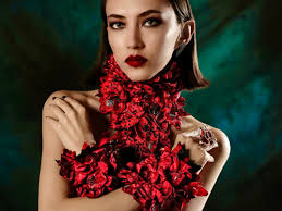 Chokers and necklaces