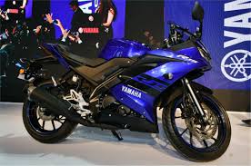 Yamaha r15 v3 price in india, launch date, top speed, images, colours, variants, power, mileage, abs, release date, r15 v3 vs v2, r15 matte black. Auto Expo 2018 Yamaha Yzf R15 V3 0 Launched Autocar India