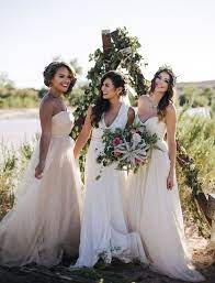 Romantic Desert Shoot With The Ladies Of The Bachelor New Wedding Dresses Custom Wedding Gown Wedding Planning Inspiration