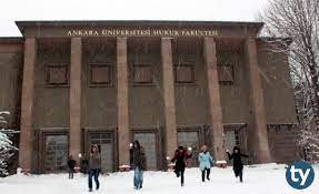 Türkiye'de son zamanlarda en çok tercih edilen meslekler arasında yer alan hukuk, 2020 yılında da bir çok öğrencinin aklındaki yapmak istediği mesleklerde ön planda yer. Ankara Hukuk Kazanmak Icin 2021 Yks De Kac Net Gerekir