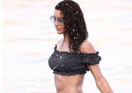 Jun 11, 2021 · ειρήνη παπαδοπούλου: Eirhnh Papadopoyloy Ebale Fwtia Sth Mykono Me Tis Teleies Analogies Ths