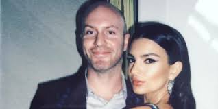 Emily Ratajkowski S Boyfriend Shows How Being Bald Isn T A Dealbreaker Men S Health Us actor tom hanks reveals the unlikely australian animal he's absolutely terrified of during an interview with stephen colbert. boyfriend shows how being bald isn