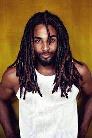 Coiffures Modernes Pour Des Hommes Branches Aux Cheveux Longs Dreadlocks Homme Coiffure Homme Afro Dreadlocks