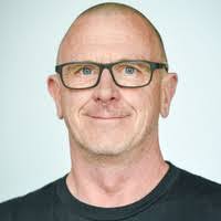 Richard Vickers's Instagram, Twitter & Facebook