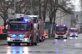 Juli 2021 um 13:03 uhr. Feuerwehreinsatz In Esslingen Brand In Daimler Werk Esslingen Esslinger Zeitung