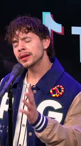 Sabrina Carpenter Please Please Please Performance Insights