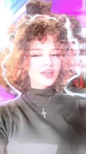 Gina Main's Instagram, Twitter & Facebook