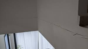 De telles clôtures sont souvent sources de problèmes lorsque les différent des autres clôtures de type palissades, haies… les murs mitoyens sont une séparation entre voisins avec un caractère durable. Erm Expertises Les Fissures Dans Un Logement