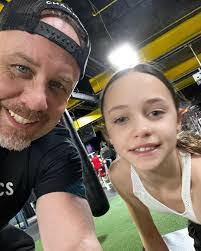 Diane Corrao's Instagram, Twitter & Facebook