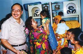 Office of the former prime minister, tun dr. Najib 40 Years Political Journey He Is Easy Going Outside The Office