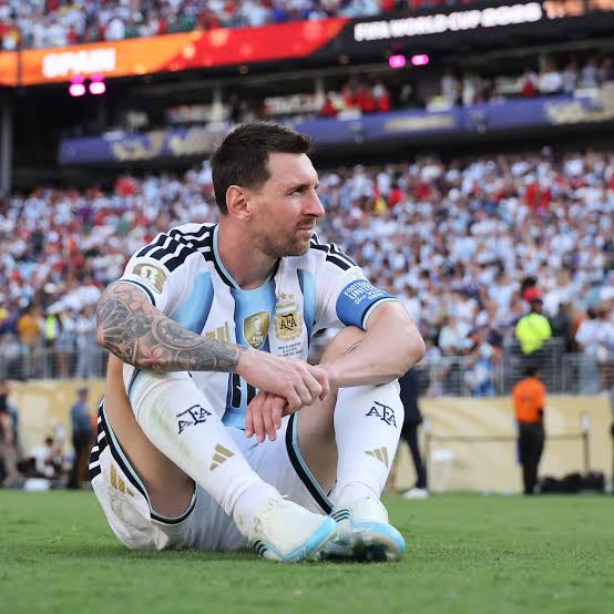 Messi có thể phải đấu cho Inter Miami, không về Argentina dự ngày lễ tôn vinh - Tuổi Trẻ Online