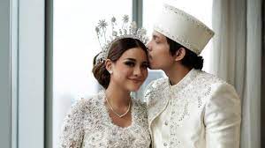 Song :ketika cinta bertasbih (cover by ario dan almira) sumber : Dqbv0qofaarbxm