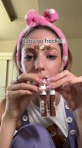 Blonde Freckle Girl Trend