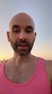 A quick little “Sunday “reminder for the start of your week. Have a great  one everybody.