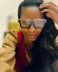 Somebody somewhere needs your authenticity. Keep being you 😁✌🏽  #4faithandfashion #authenticity #original