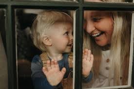 Kirsten Sims's Instagram, Twitter & Facebook