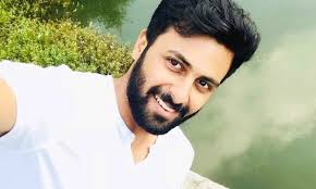 Another highlight is that another 'cooku with comali' star pugazh is also playing an important character in the project as well. Cook With Comali Ashwin Kumar Unknown Details Kannam Veesi Ok Kanmani Filmibeat Tamil Video Dailymotion