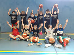 The georgia bulldogs basketball program is the men's college basketball team representing the university of georgia in athens, georgia. Jugend Basketball Camp Der Tlg Bulldogs Treffpunkt Troisdorf