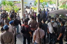 ♣ 60+ gambar sketsa kelinci berdiri untuk diwarnai. Termohon Ngotot Bertahan Di Hotel White Rose Kuasa Hukum Ungkap Alasannya Balipost Com