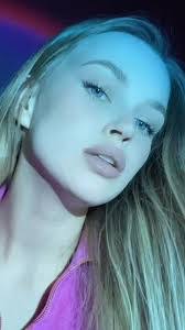 Cameron Hayden's Instagram, Twitter & Facebook