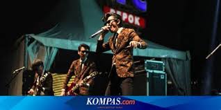 Lagu yang berkumandang setiap kali sambutan maal hijrah diadakan.saya pun tak tahu tahun bila lagu ni dibuat tapi dari zaman sekolah saya lagi lagu ni dah. Lirik Lagu Maal Hijrah Music Lagu Hijrah Rasulullah 100 Free Trisaltd