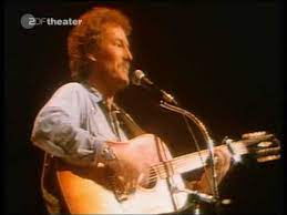 The most recent gordon lightfoot song to appear on the american music charts came with this 2. Gordon Lightfoot 1974 Sundown Youtube