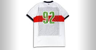 Preis ab 39,90 euro (06.10.2020). Vfb Weihnachtsauktion Signiertes Fritzle Jubilaumstrikot 2