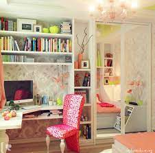 Pin By Ann Sedlakova On Chambre Enfants Small Room Design Clean Living Rooms Girls Room Design