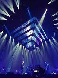 Muse Lights Up The Staples Center Stage Lighting Design Concert Stage Design Stage Set Design