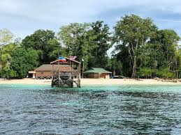 The dispute began in 1969 and was largely resolved by the international court of justice (icj) in 2002, which opined that both of the islands belonged to malaysia. Berencana Liburan Ke Pulau Sipadan Ini 3 Hal Yang Perlu Kamu Ketahui