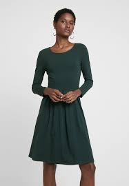 Das jerseykleid ist ein echter allrounder. Anna Field Jerseykleid Scarab Petrol Zalando De