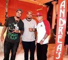 New England Patriots Aaron Hernandez Parties With Nfl Pals Mike Pouncey And Maurkice Pouncey At Andrea S Hernandez New England Patriots Aaron