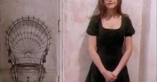 Today S Celebrity Gossip From Evil Beet Gossip Lisa Loeb Music Video Outfit Lisa Loeb Stay