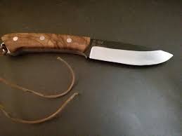 Omega Knife Couteau