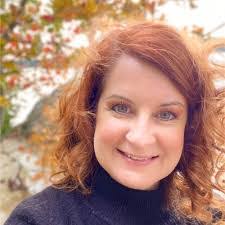 Lauren Schrader's Instagram, Twitter & Facebook