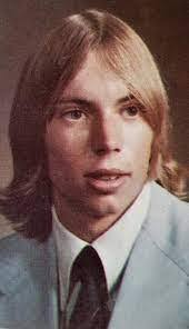 Charles Moorman's Instagram, Twitter & Facebook