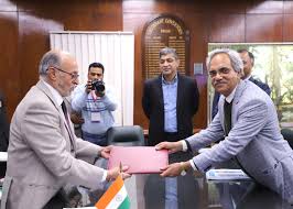 Chief Electoral Officer Of Delhi Dr Ranbir Singh Alongwith Sr Principal Secretary Eci Sh K F Wilfred