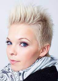29 Short Blonde Hair Ideas For Blonde Bombshells In 2021 Short Spiky Haircuts Very Short Haircuts Short Wedding Hair