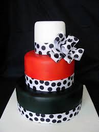 Black And White Cake Decorating Ideas Black Red And White Polka Dot Wedding Cake Wedding Cake Red Cool Wedding Cakes