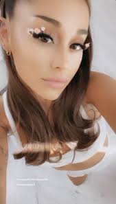 With ariana grande, rim taya. Pin On Ariana Grande